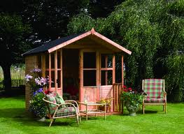 Casetta in legno per giardino con un unico ambiente