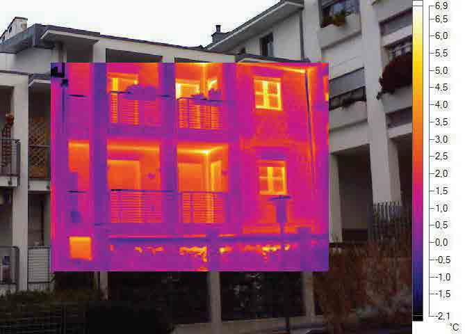 Trento, edificio del 2002 con scarso isolamento Trento, edificio del 2002 con scarso isolamento