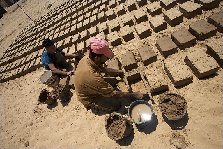 La tecnica dell'adobe: i mattoni in terra cruda Mattoni in terra cruda al sole