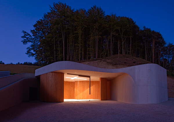 La Farewell Chapel