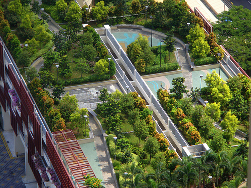 Un giardino pensile a rinverdimento intensivo Rinverdimento intensivo