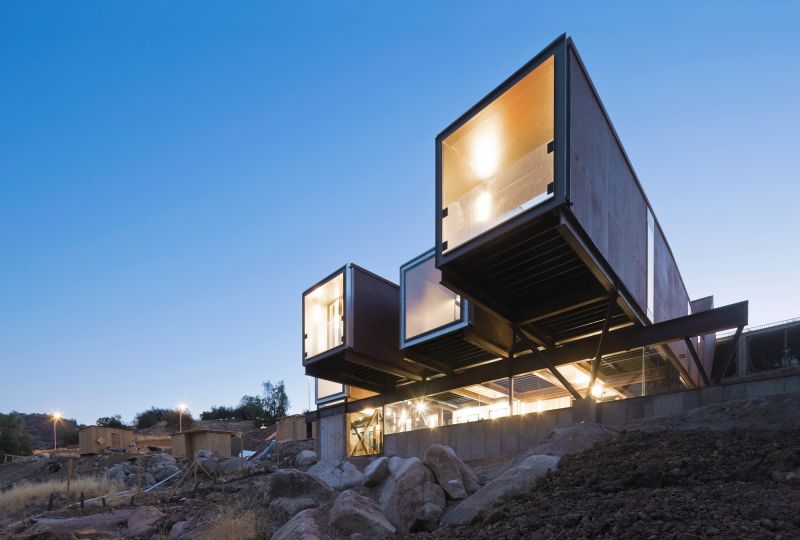 Esterno della Caterpillar House