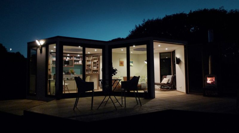 Hivehaus Una notturna dell'Hivehaus